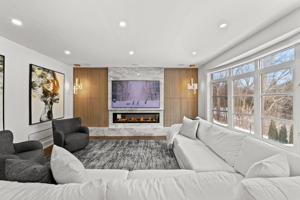 Family room feature entertainment wall