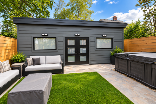 Custom Garage and Backyard Landscaping - Toronto