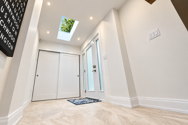 Vestibule Addition - Toronto