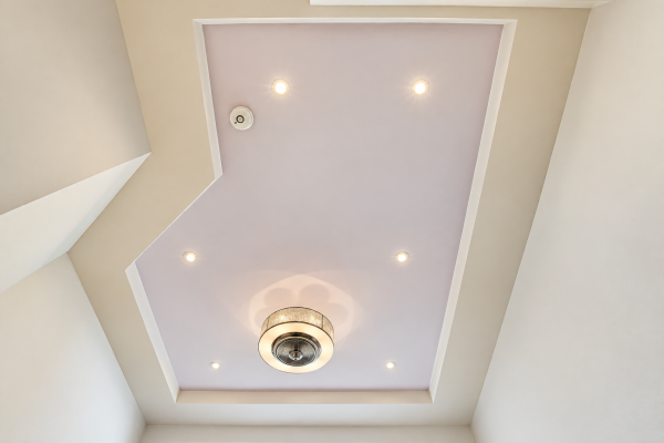 Modern Tray Ceiling with Chandelier and Recessed Lights - Toronto
