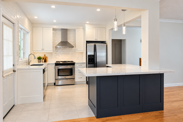 Kitchen with walls removed and island - Scarborough - Toronto